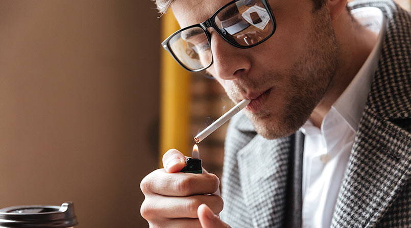 Entenda como o tabagismo afeta a sua saúde bucal